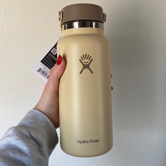 Hydro Flask Other - NWT Whole Foods Special Edition Beech Hydro Flask, 32 oz